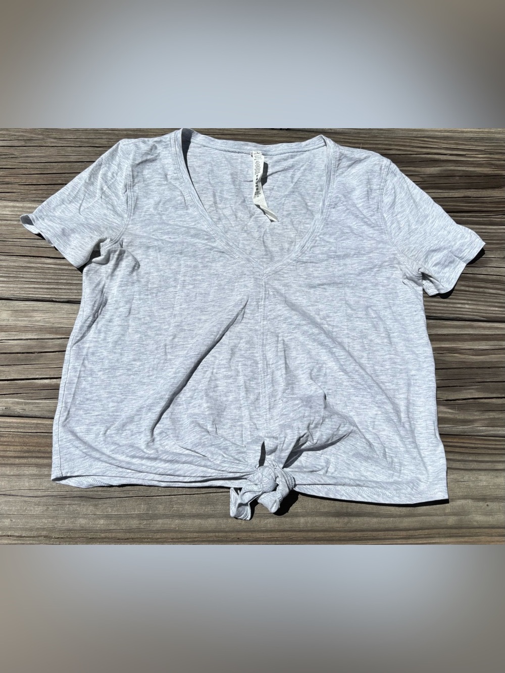 Lululemon Front Tie Top Crop Shirt size 2 Heather Gray Activewear Gym Yoga